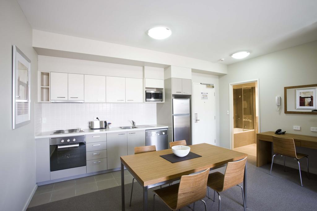 Gladstone Downtown Central Apartment Hotel Official חדר תמונה