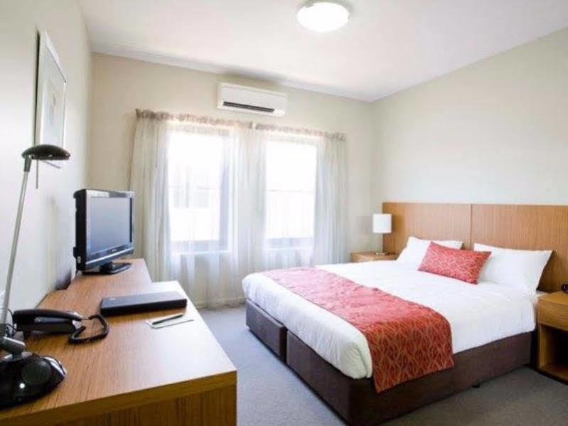 Gladstone Downtown Central Apartment Hotel Official מראה חיצוני תמונה