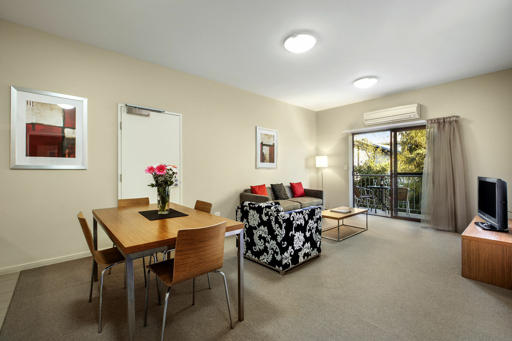 Gladstone Downtown Central Apartment Hotel Official מראה חיצוני תמונה